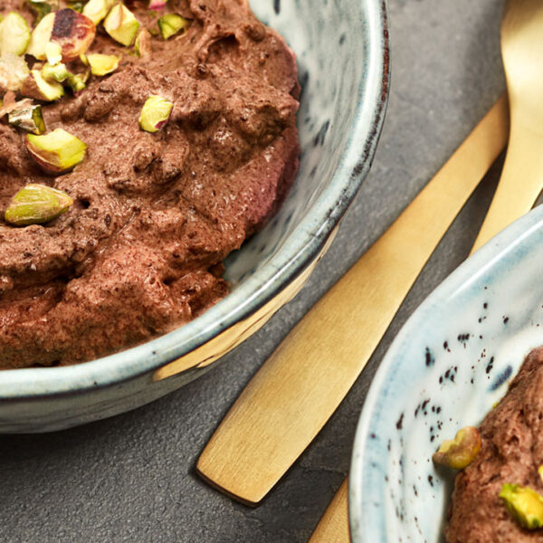 Het chokladmousse gjord på yoghurt.